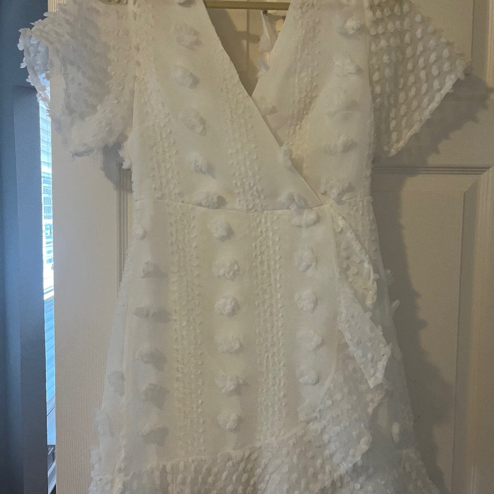 White Ruffle Short Dress - Picture 1 of 2
